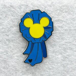 🔮 5/$25‎ Disney Mickey Blue Ribbon Pin